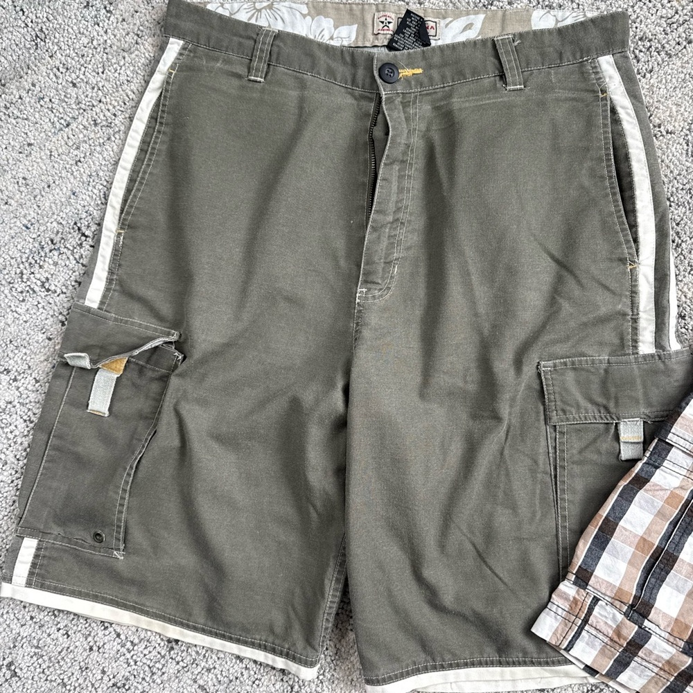 Cargo Shorts Bundle - Picture 4 of 5